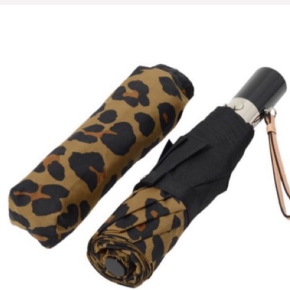 Coach | Full Size Leopard Print Umbrella NWT - Picture 4 of 7